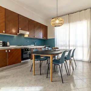 https://a-tutto-tondo.hotelitalianriviera.com